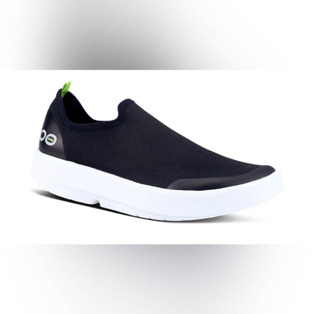 Oofos Oomg Eezee Low Women's Size 11